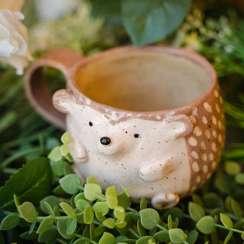 October | Hedgehog Mug | Adult & Family workshop | Lantzville location